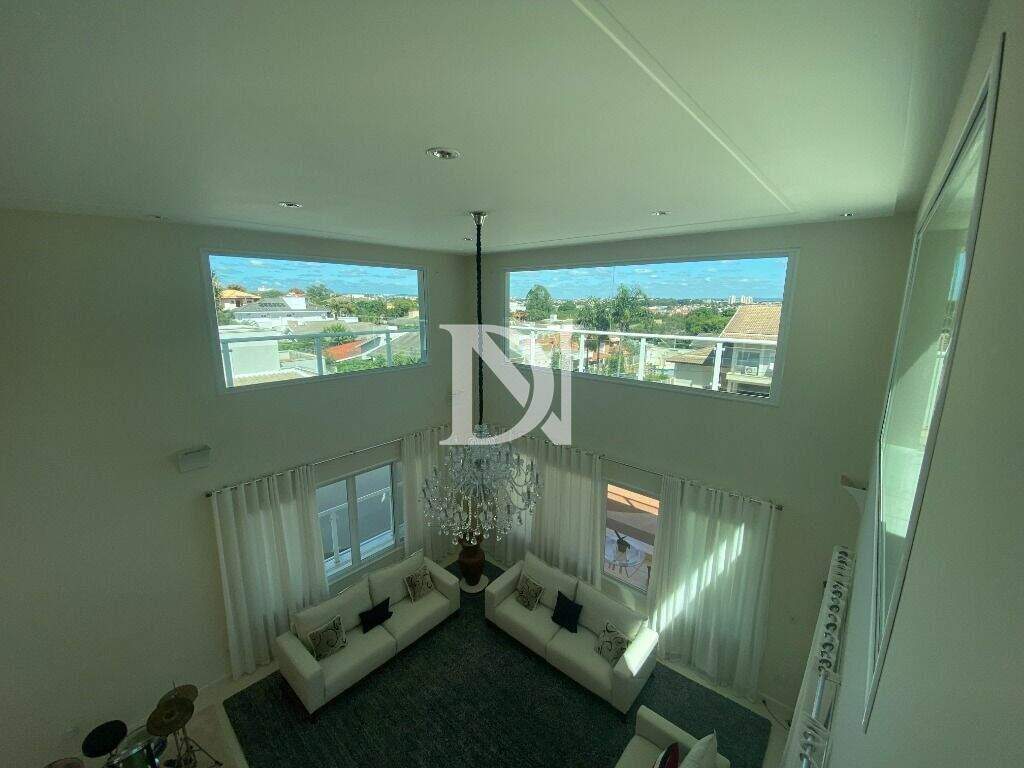 Casa em condomínio à venda no Jardim Theodora: 