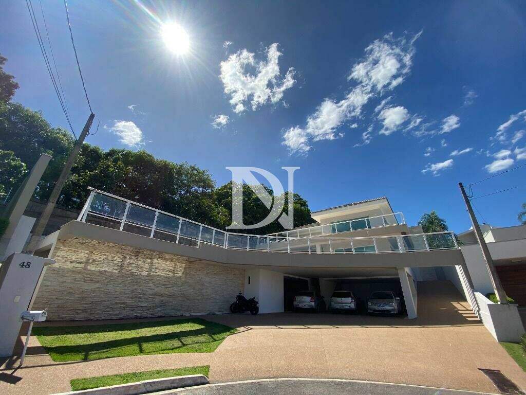 Casa em condomínio à venda no Jardim Theodora: 