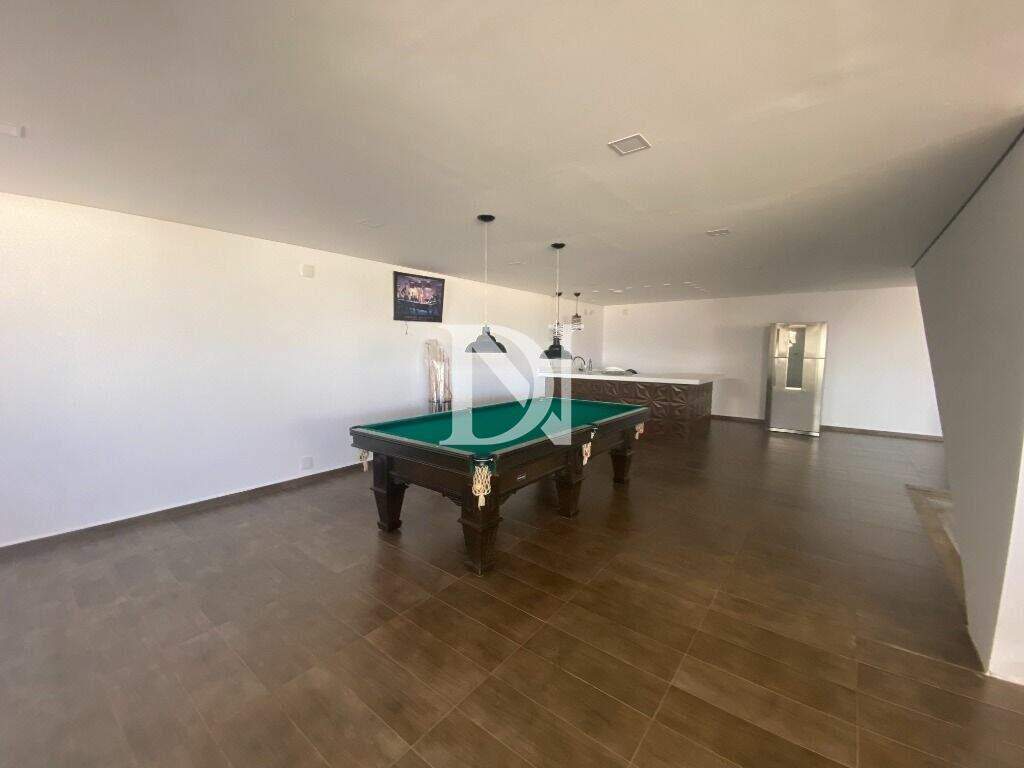 Casa em condomínio à venda no Jardim Theodora: 