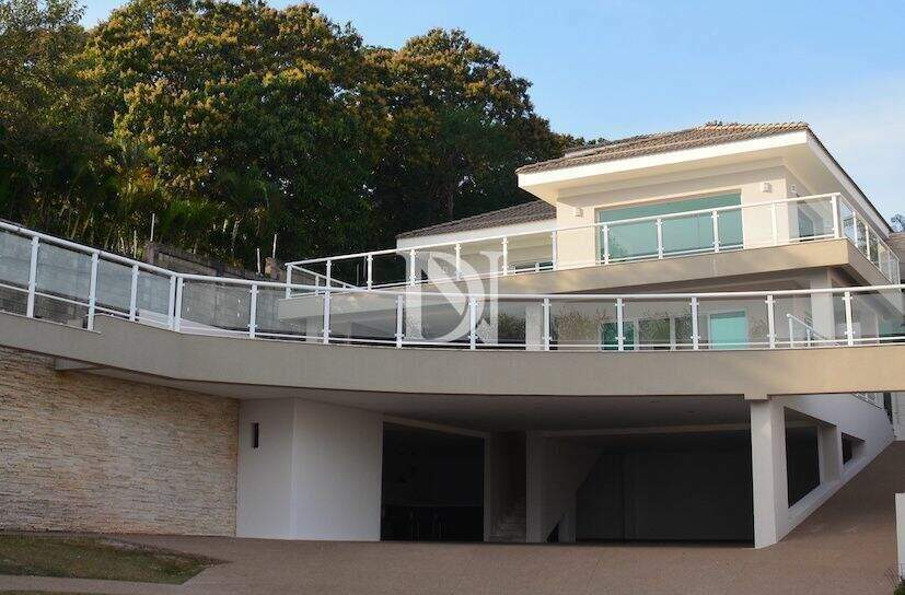Casa em condomínio à venda no Jardim Theodora: 