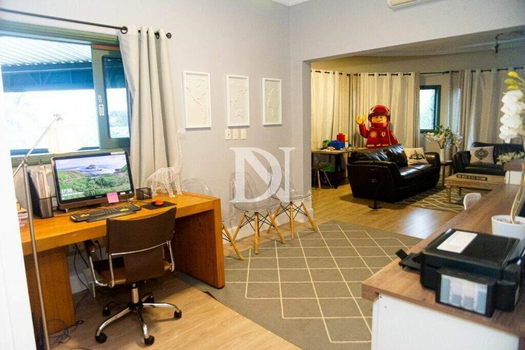 Casa em condomínio à venda no Condomínio Village Castelo: 