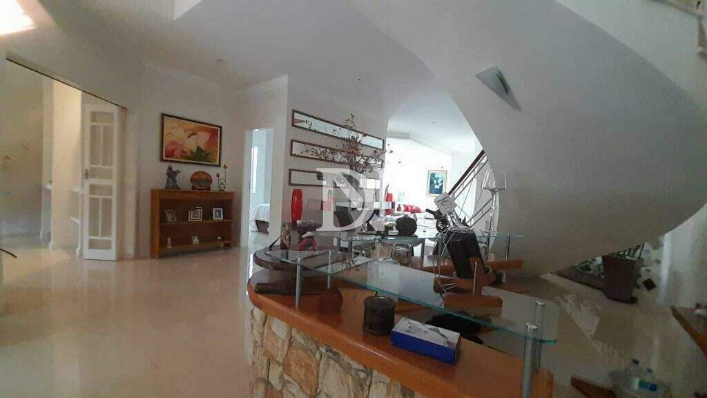 Casa em condomínio à venda no Condomínio Jardim Theodora: 