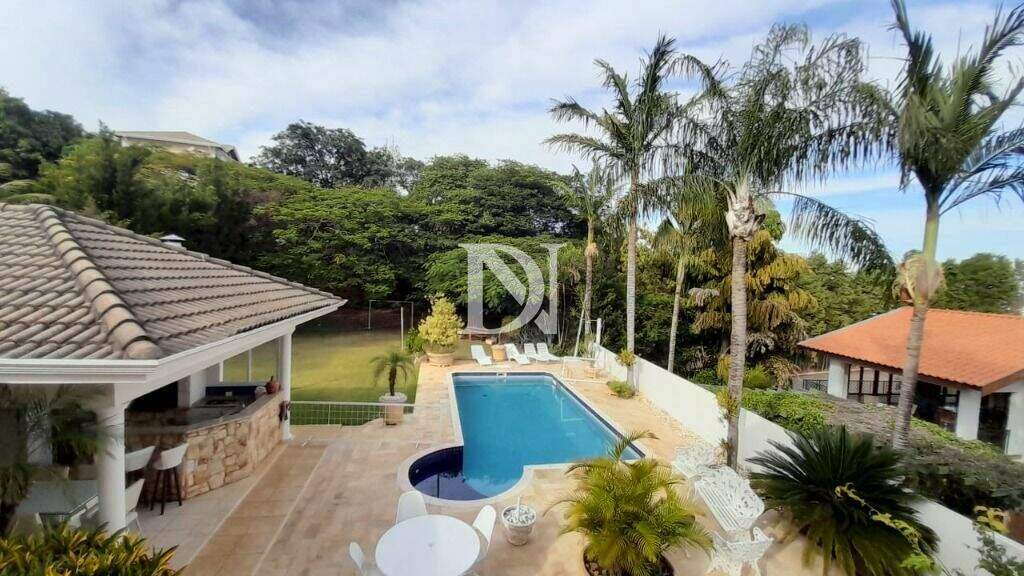 Casa em condomínio à venda no Condomínio Jardim Theodora: 