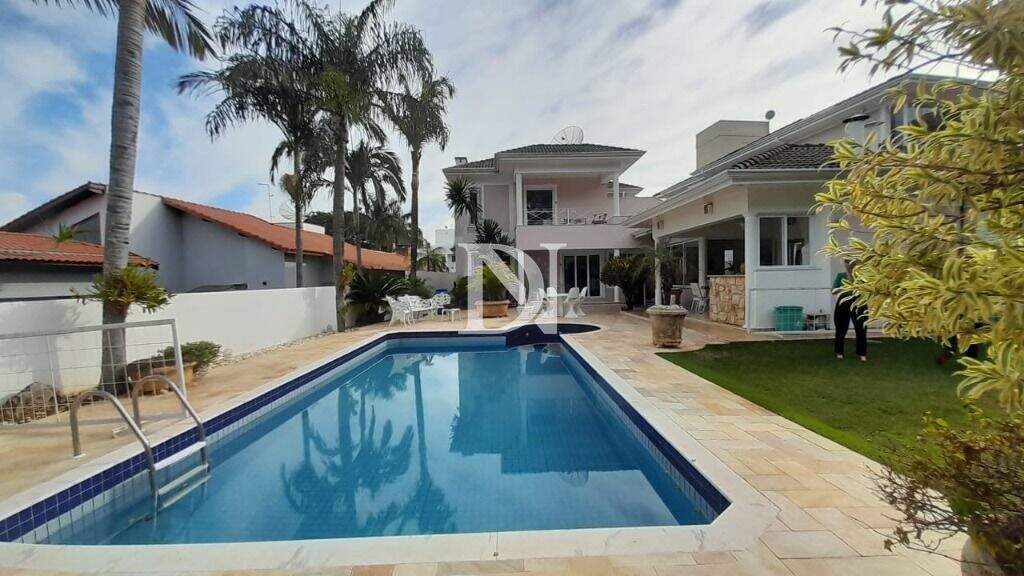 Casa em condomínio à venda no Condomínio Jardim Theodora: 