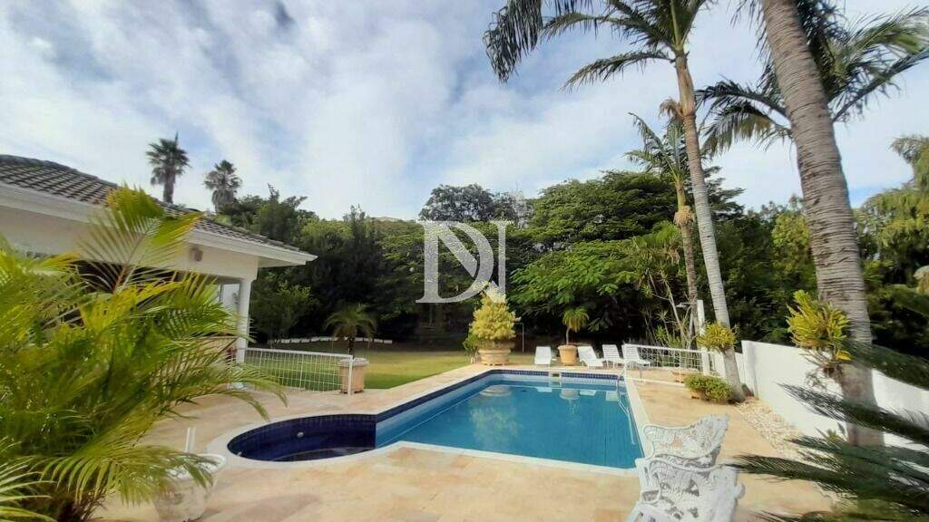 Casa em condomínio à venda no Condomínio Jardim Theodora: 