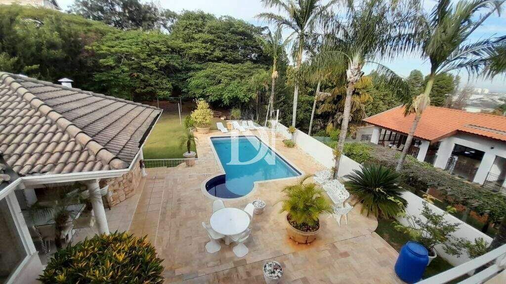 Casa em condomínio à venda no Condomínio Jardim Theodora: 