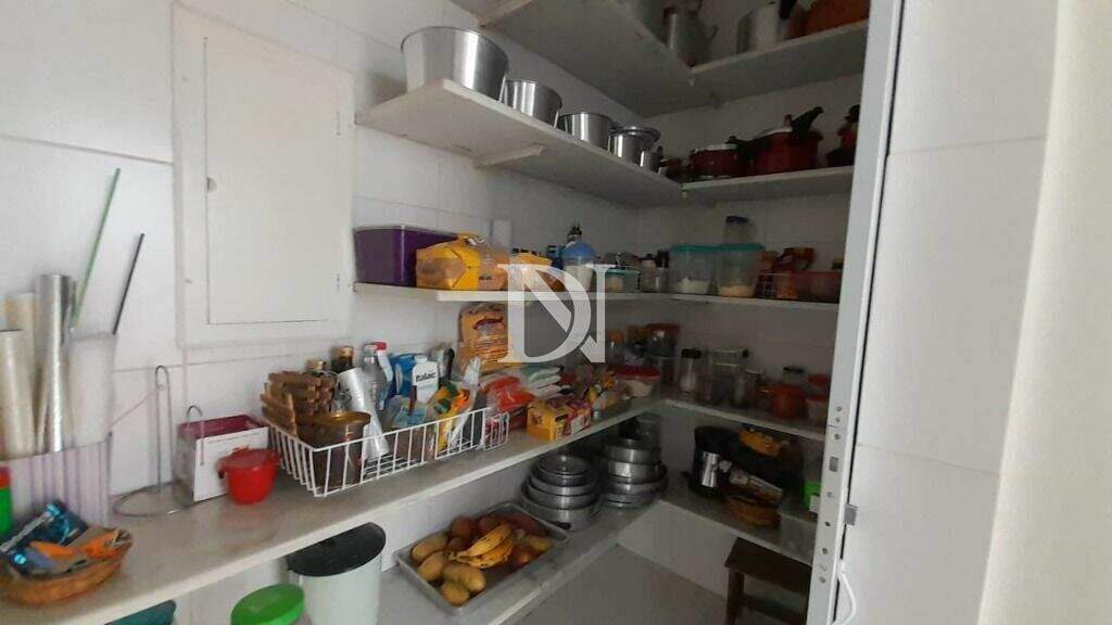 Casa em condomínio à venda no Condomínio Jardim Theodora: 