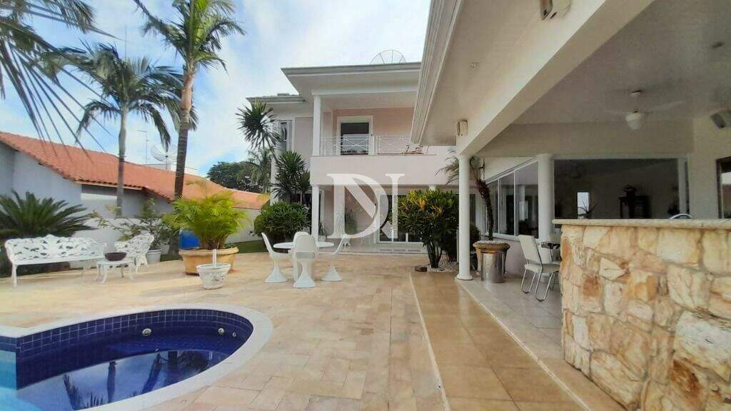Casa em condomínio à venda no Condomínio Jardim Theodora: 