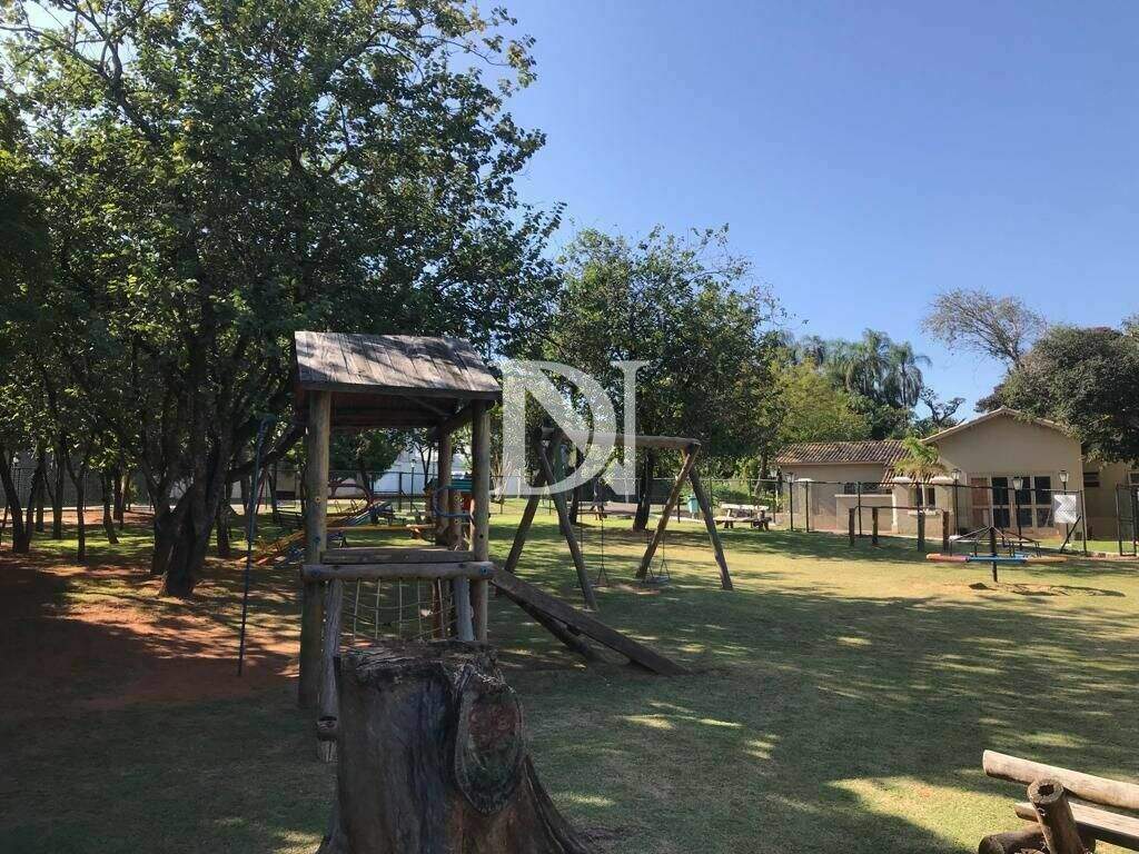 Terreno em condomínio à venda no Condomínio Jardim Theodora: 