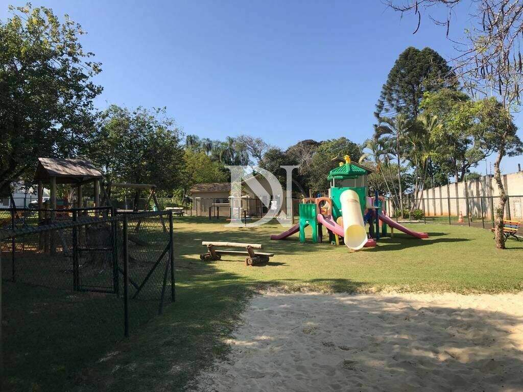 Terreno em condomínio à venda no Condomínio Jardim Theodora: 