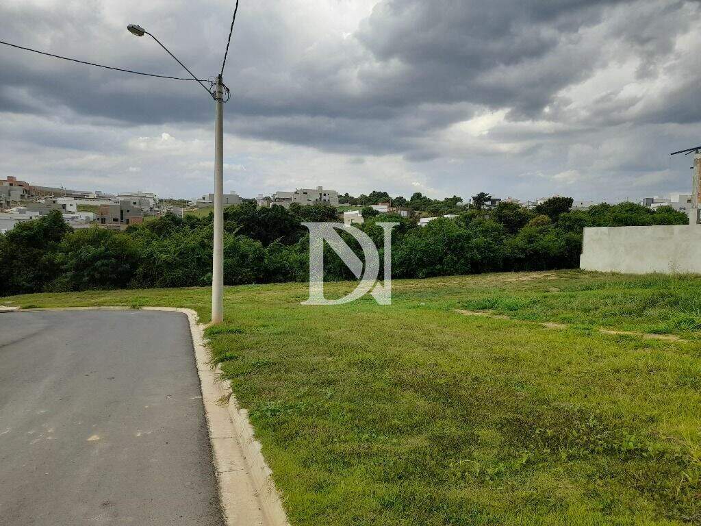 Terreno em condomínio à venda no Chácaras Primavera: 
