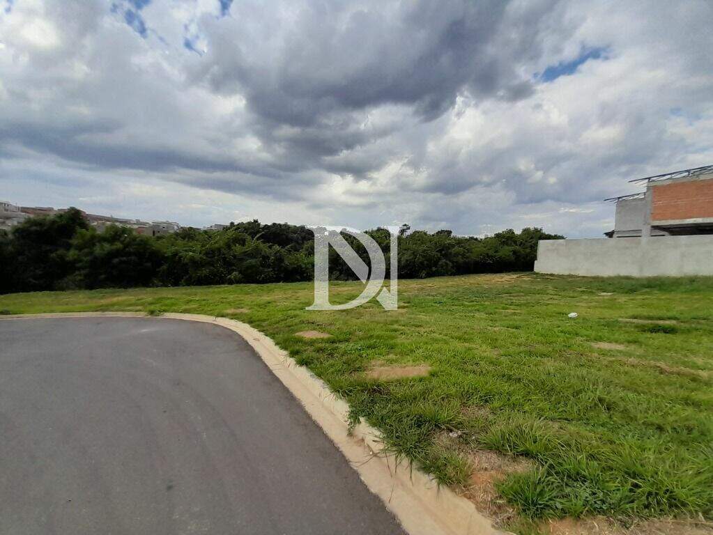 Terreno em condomínio à venda no Chácaras Primavera: 