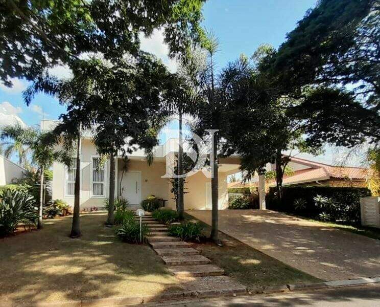 Casa em condomínio à venda no Condomínio Campos de Santo Antônio: 