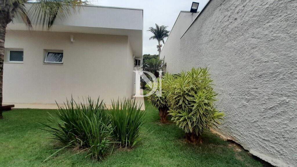 Casa em condomínio à venda no Condomínio Campos de Santo Antônio: 