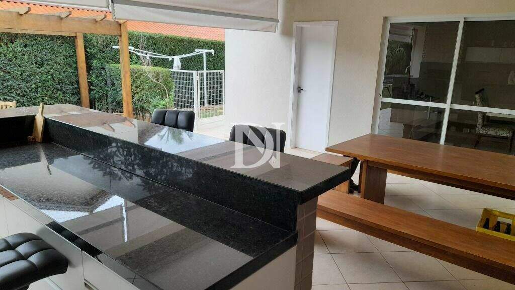 Casa em condomínio à venda no Condomínio Campos de Santo Antônio: 