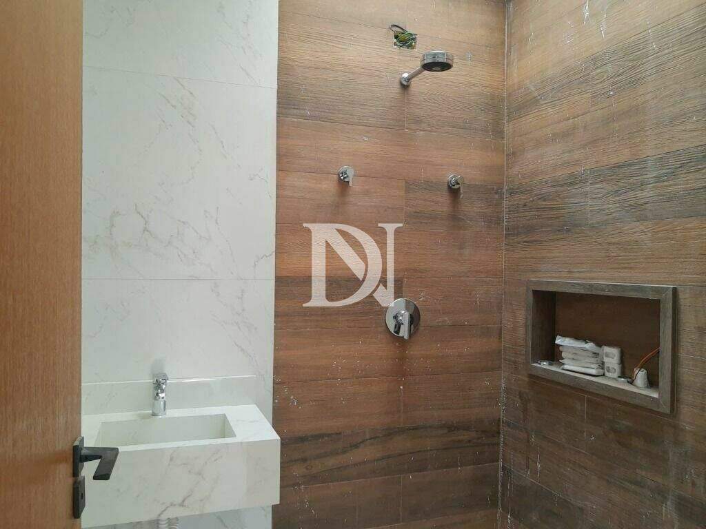 Casa em condomínio à venda no Jardim São José: 