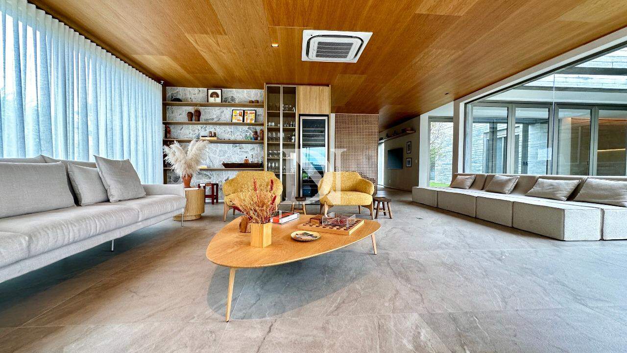 Casa em condomínio à venda no Condomínio Terras de São José II: 