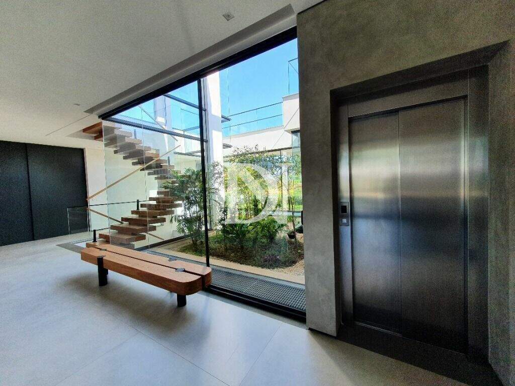 Casa em condomínio à venda no Condomínio Terras de São José: 