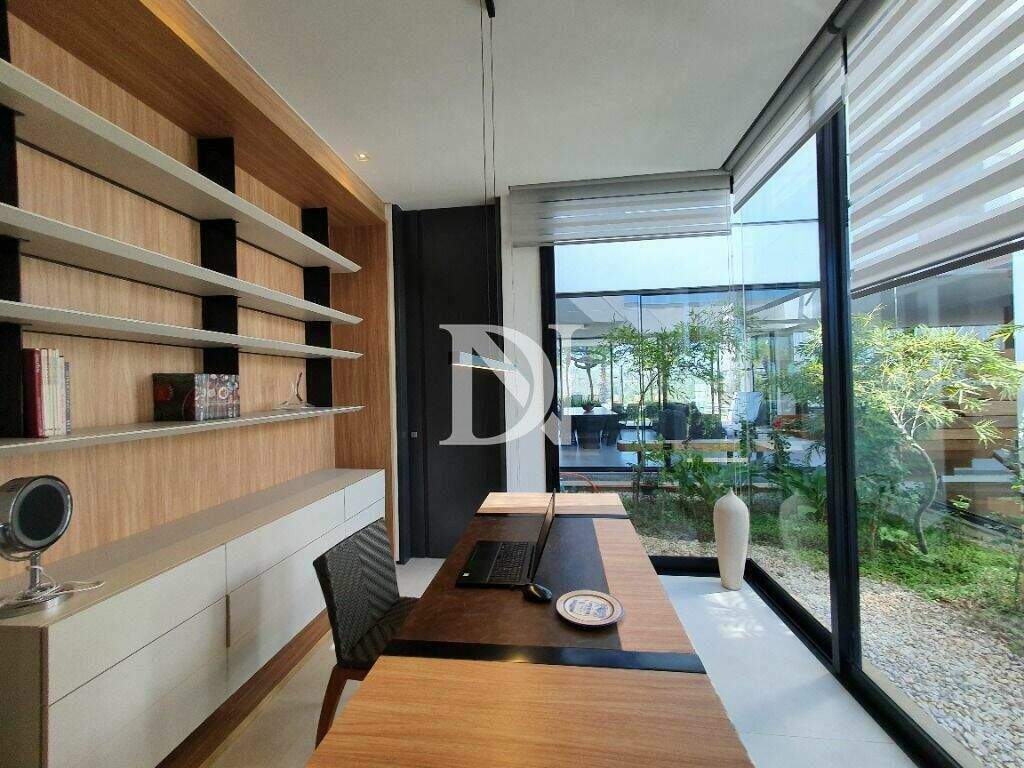 Casa em condomínio à venda no Condomínio Terras de São José: 