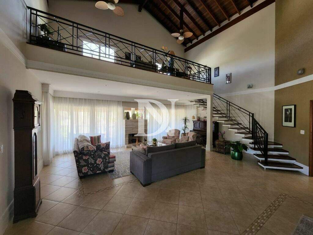 Casa em condomínio à venda no Condomínio Campos de Santo Antônio: 