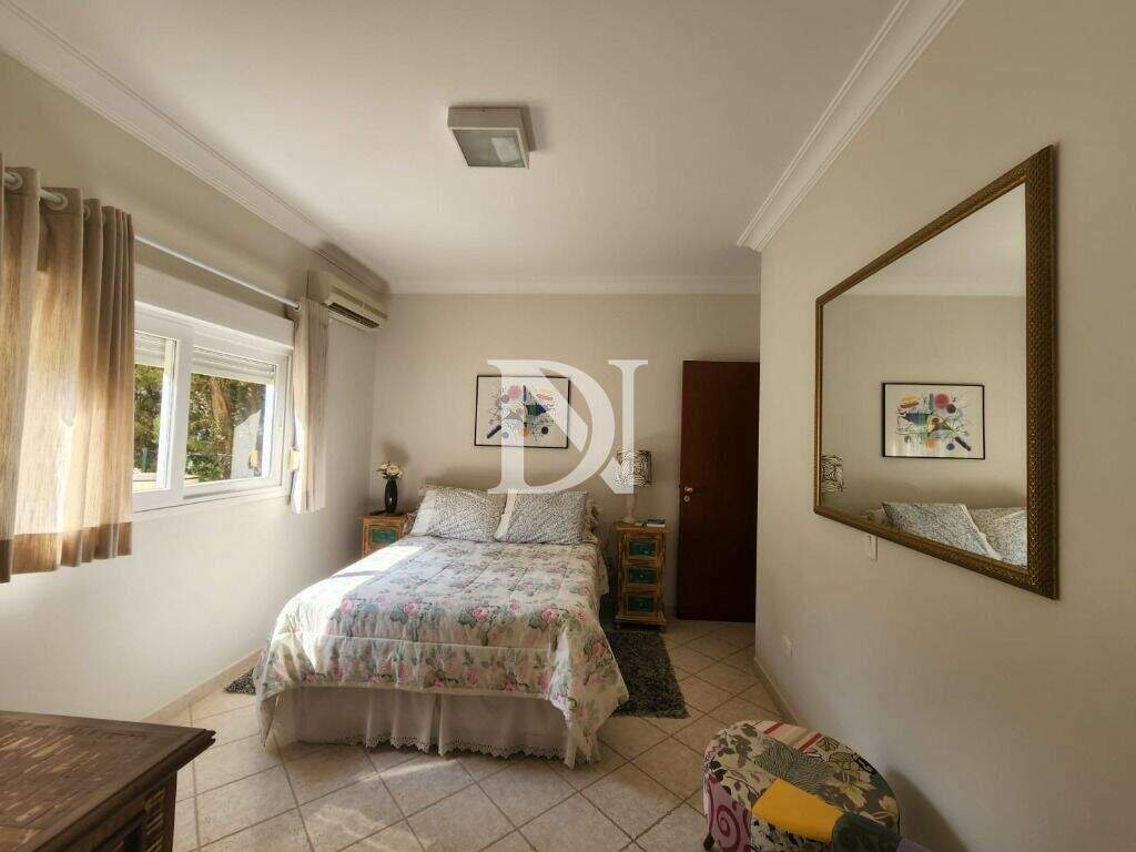 Casa em condomínio à venda no Condomínio Campos de Santo Antônio: 