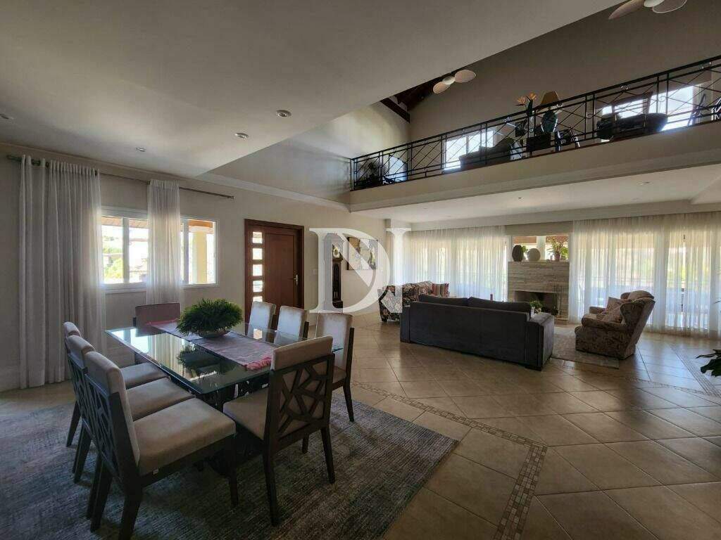 Casa em condomínio à venda no Condomínio Campos de Santo Antônio: 
