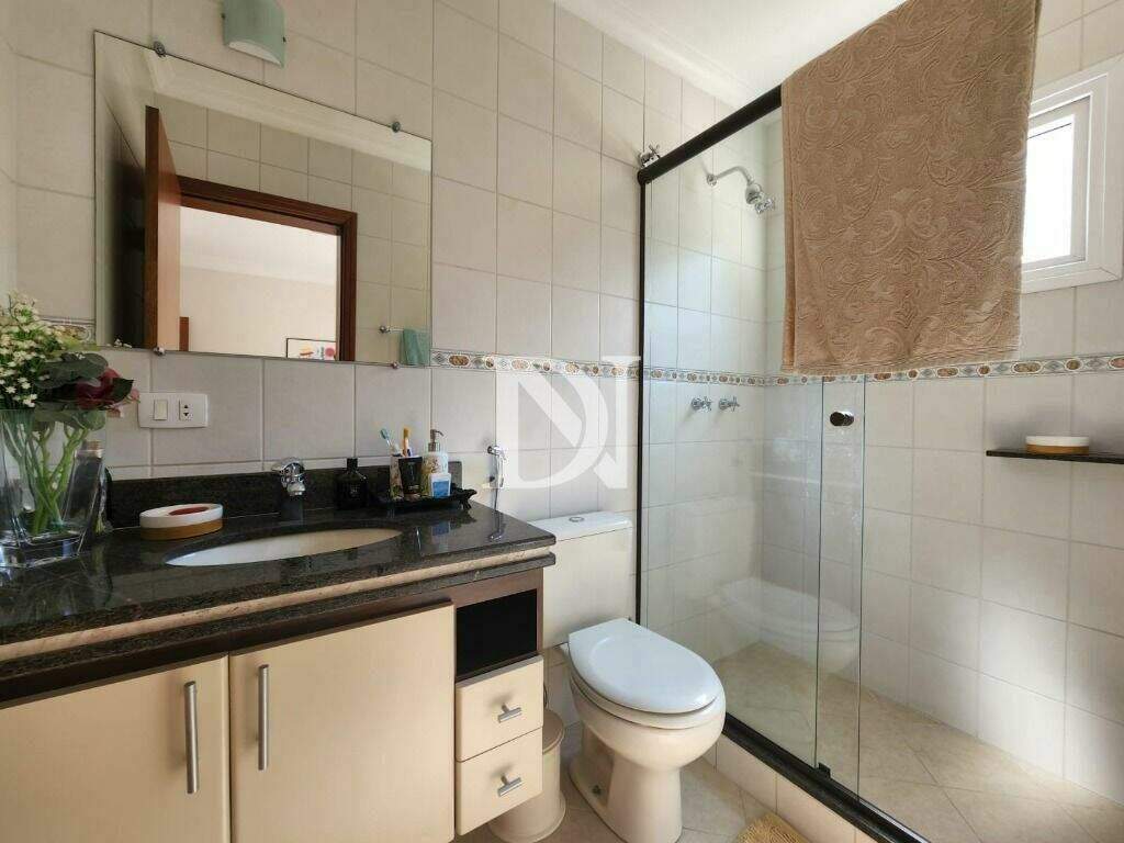 Casa em condomínio à venda no Condomínio Campos de Santo Antônio: 