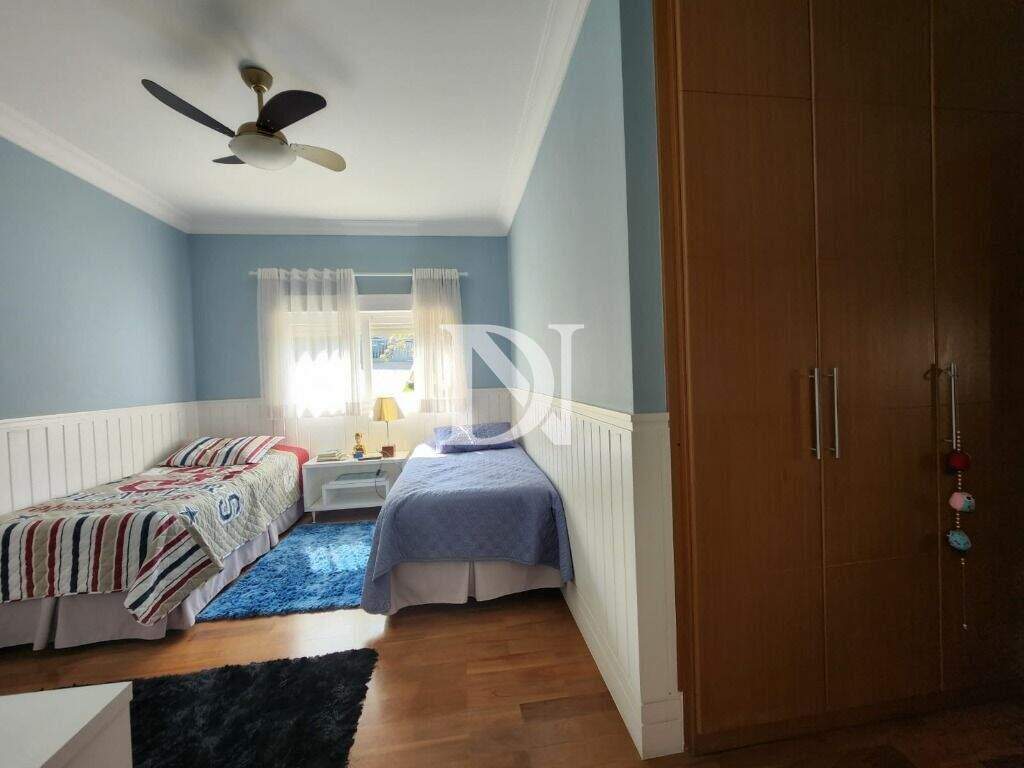 Casa em condomínio à venda no Condomínio Campos de Santo Antônio: 
