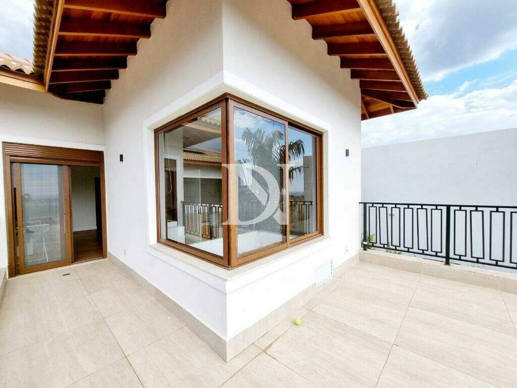 Casa em condomínio à venda no Condomínio Fazenda Kurumin: 