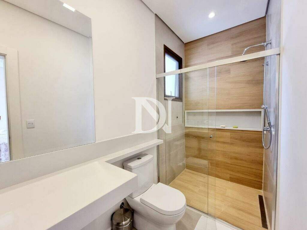 Casa em condomínio à venda no Condomínio Fazenda Kurumin: 