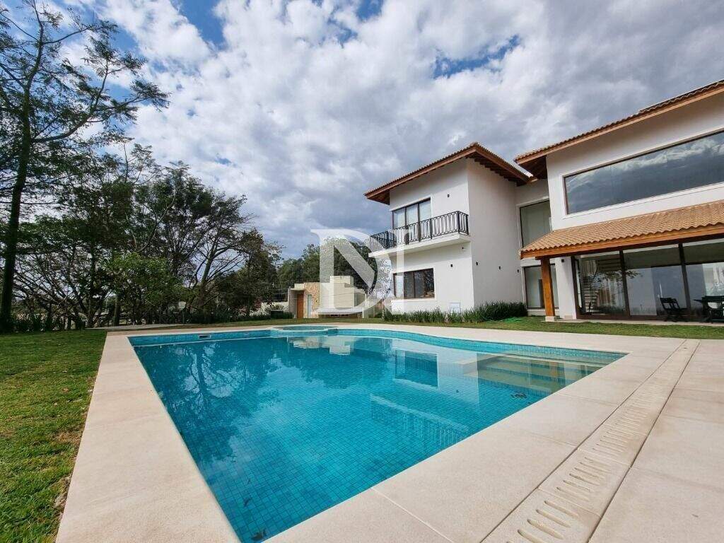 Casa em condomínio à venda no Condomínio Fazenda Kurumin: 