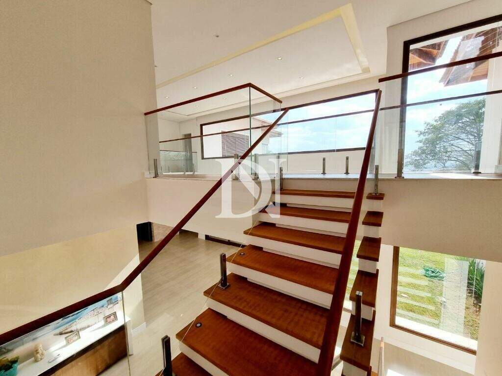 Casa em condomínio à venda no Condomínio Fazenda Kurumin: 