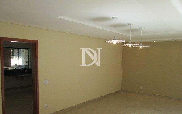 Casa em condomínio à venda no Chácara Flórida: 