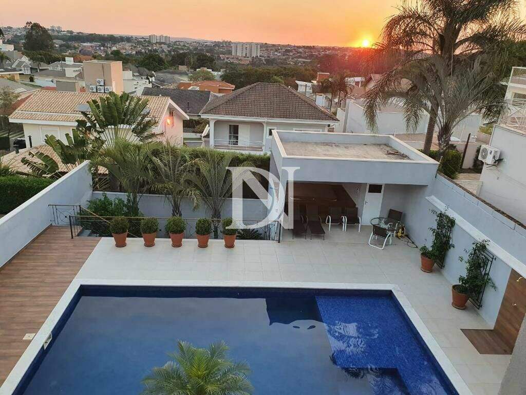 Casa em condomínio à venda no Condomínio Jardim Theodora: 