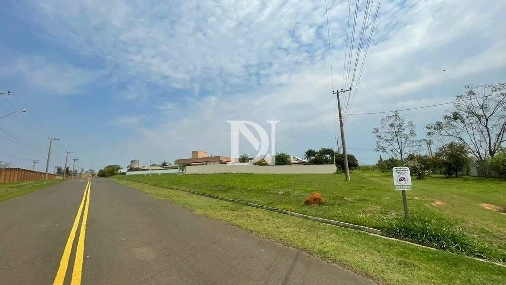 Terreno em condomínio à venda no Vila Progresso: 