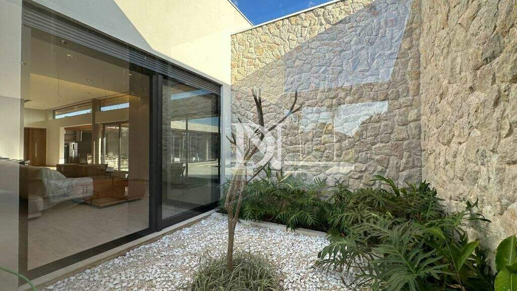 Casa em condomínio à venda no Residencial São José: 