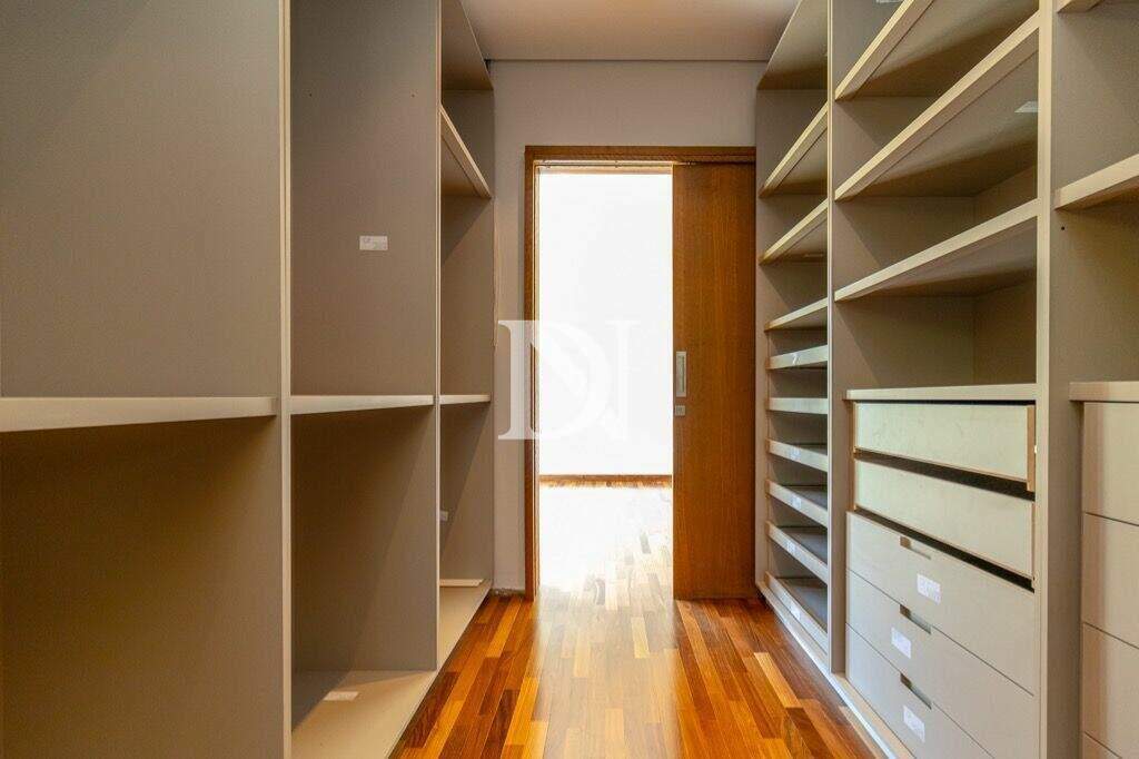 Casa em condomínio à venda no Residencial São José: 
