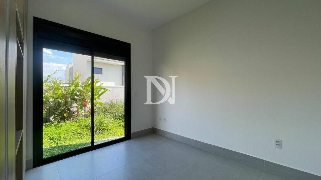 Casa em condomínio à venda no Jardim São José: 