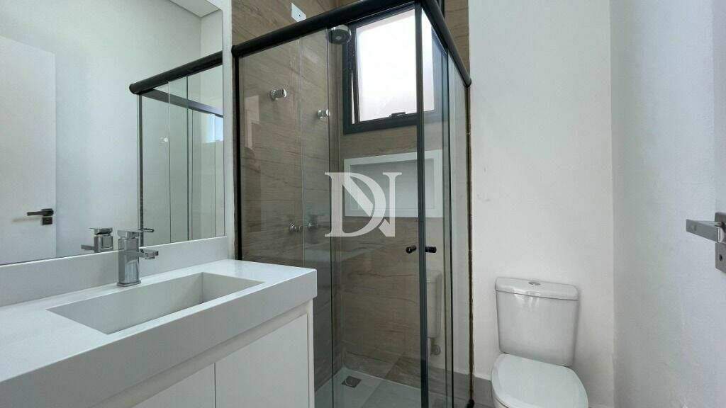 Casa em condomínio à venda no Jardim São José: 