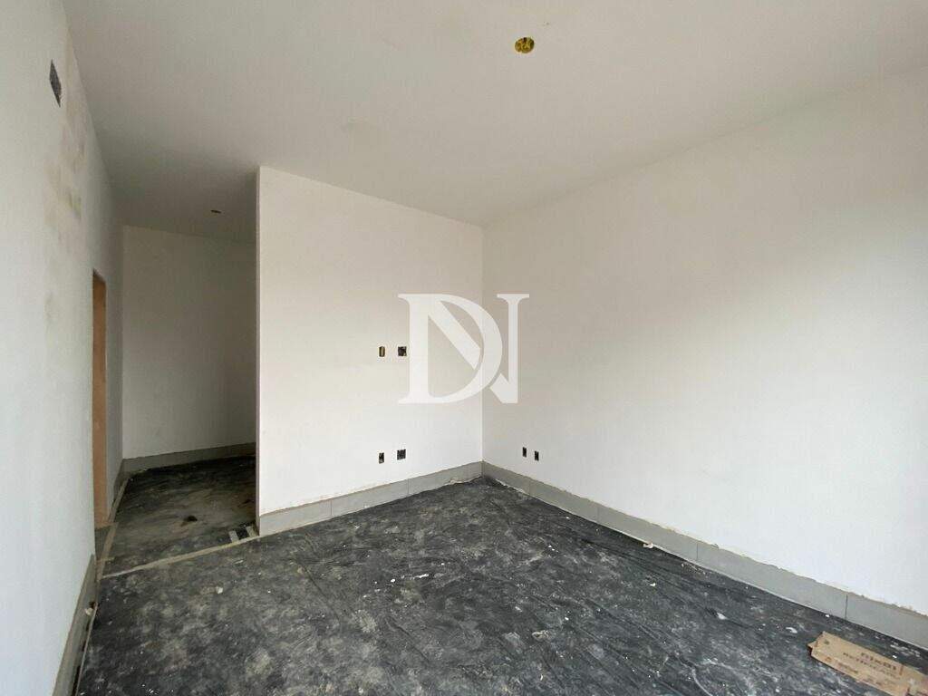 Casa em condomínio à venda no Jardim São José: 