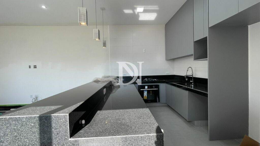Casa em condomínio à venda no Jardim São José: 
