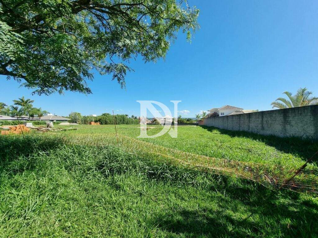Terreno em condomínio à venda no Condomínio Village Castelo: 