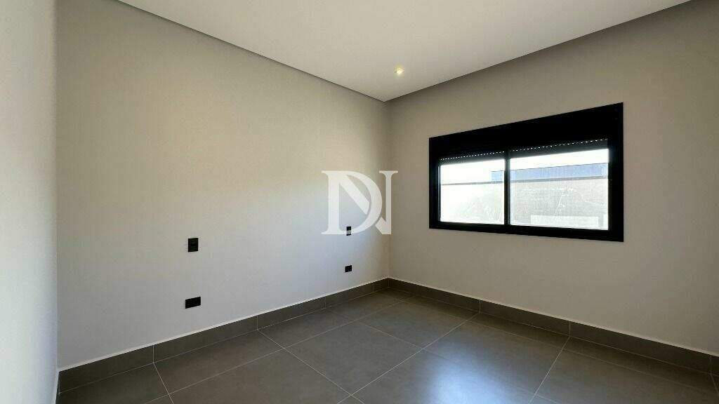 Casa em condomínio à venda no Jardim Buru: 