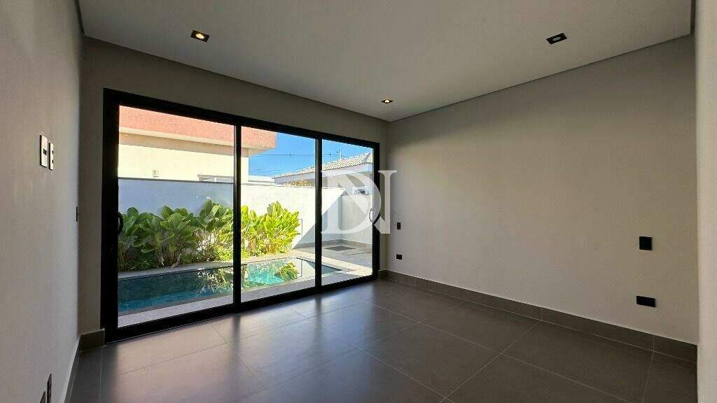 Casa em condomínio à venda no Jardim Buru: 