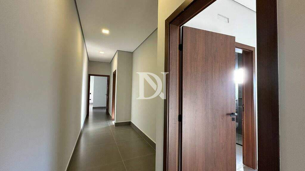 Casa em condomínio à venda no Jardim Buru: 