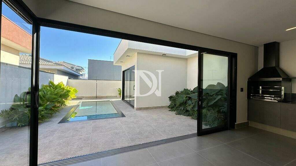 Casa em condomínio à venda no Jardim Buru: 