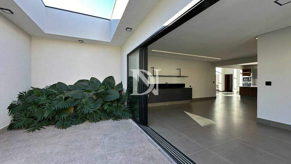 Casa em condomínio à venda no Jardim Buru: 