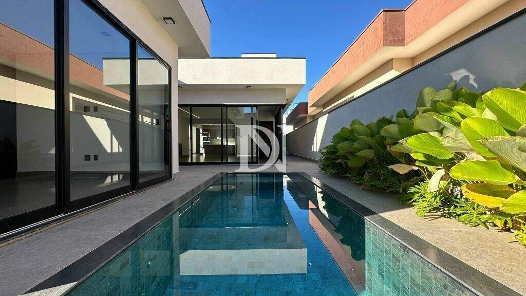 Casa em condomínio à venda no Jardim Buru: 
