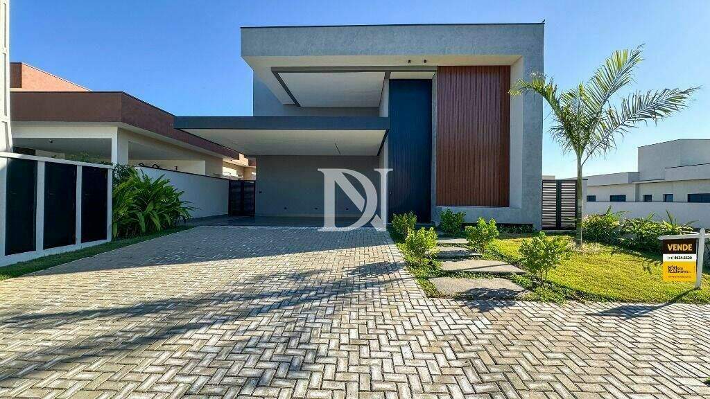 Casa em condomínio à venda no Jardim Buru: 