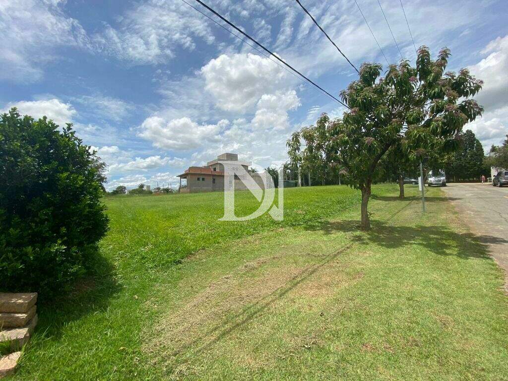 Terreno em condomínio à venda no Condomínio Haras Paineiras: 